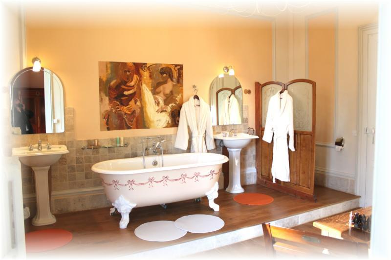 Chateau Des Saveurs Saint-Sauveur-dʼÉmalleville 部屋 写真